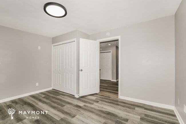 Building Photo - 1005 Anderson St