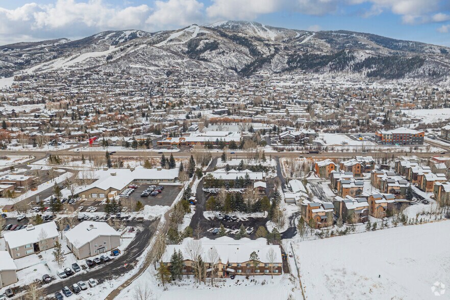 Aerial Photo - Oxbow Apartments