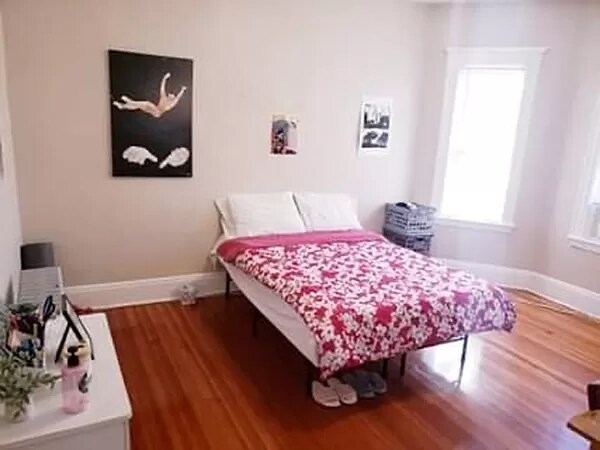 Bedroom2 - 91 Centre St