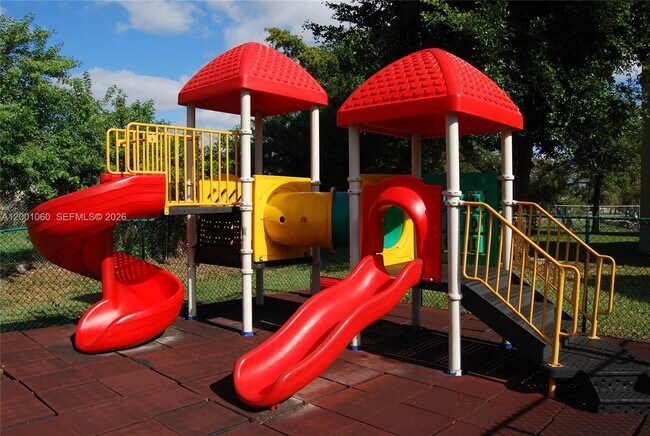 Building Photo - 650 NW 114th Ave