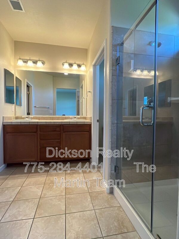 Building Photo - 7136 Cinder Village Dr