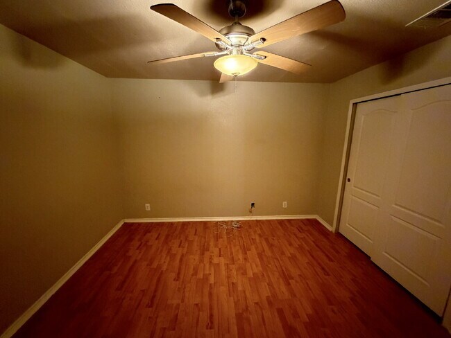 Building Photo - 9626 Anderson Way