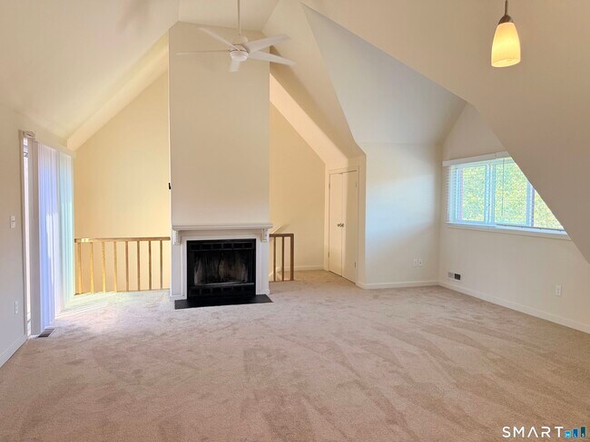 Building Photo - 118 Montoya Dr