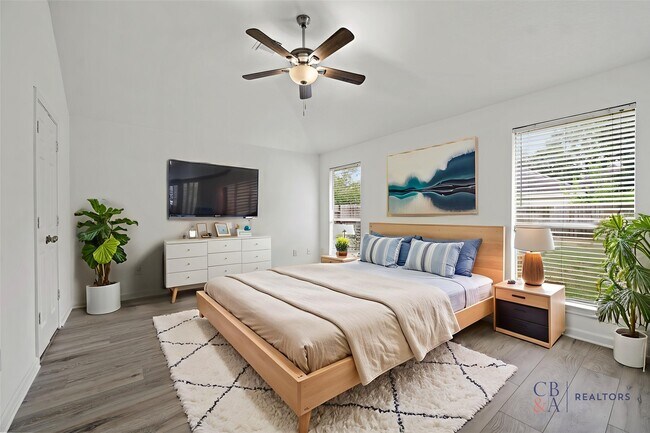 Building Photo - 21055 Southern Colony Ct