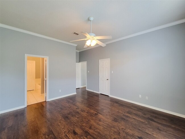 Building Photo - 12755 Mill Ridge Dr