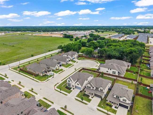 Building Photo - 609 Northside Dr