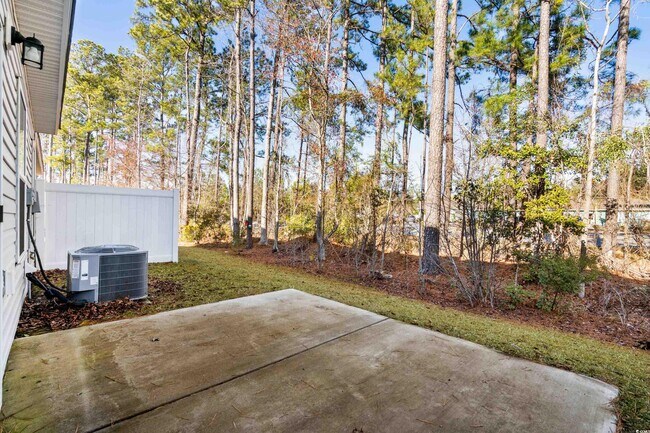 Building Photo - 324 Golan Cir
