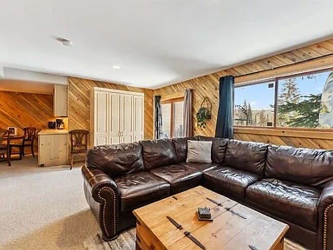 Building Photo - Long Term Rental- Woodworks 6726