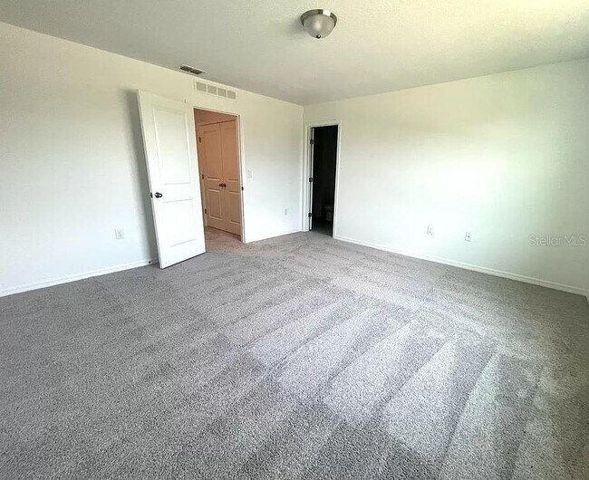 Building Photo - 509 Madison Dr