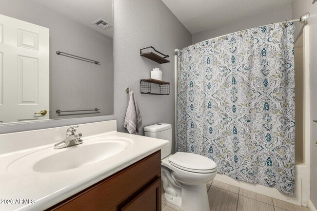 Building Photo - 1014 E Milada Dr