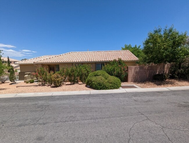 Building Photo - 10957 Napa Ridge Dr