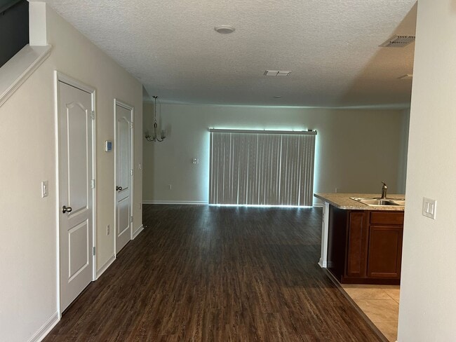 Building Photo - 1631 Primo Ct