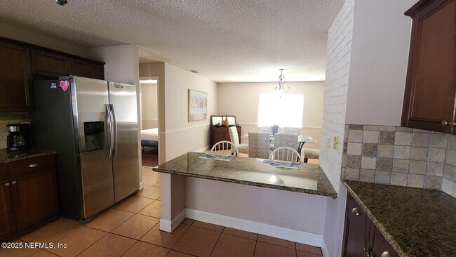 Building Photo - 10 Blackfoot Ct