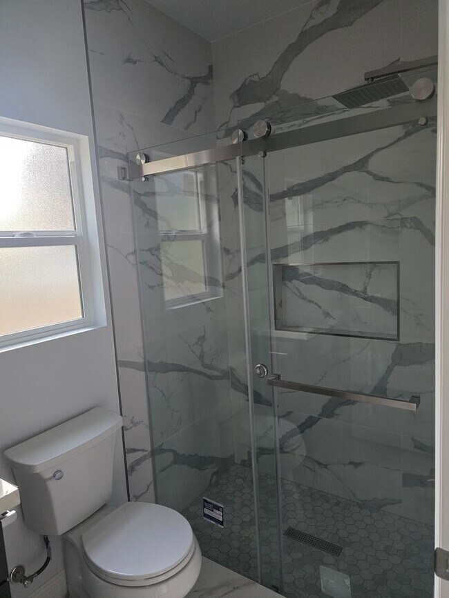 Building Photo - Brand New 3-Bed, 2-Bath ADU in Prime Westm...