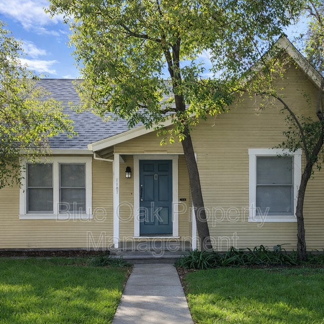 Building Photo - 1187 Hobart St