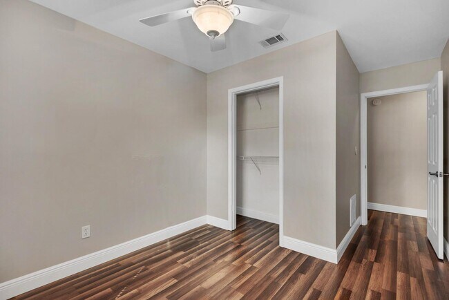 Building Photo - 266 Honeysuckle Way