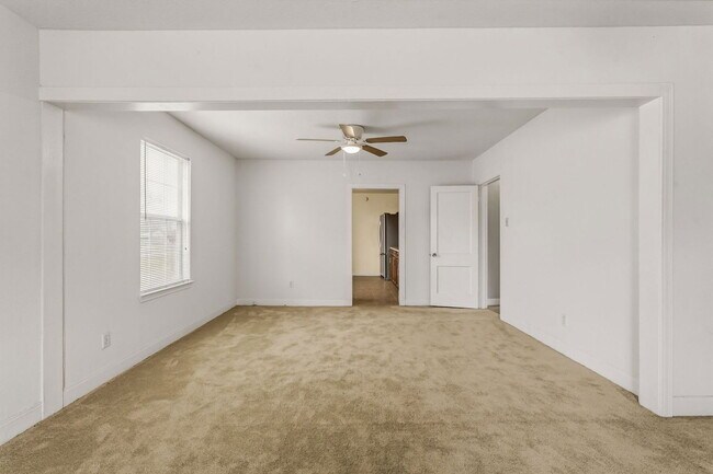 Building Photo - 7215 Apache St