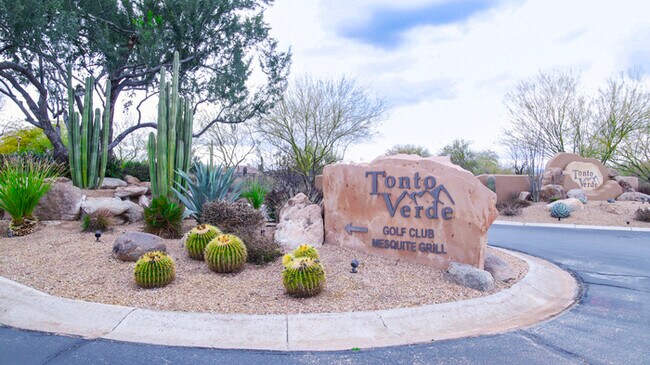 Building Photo - 3Bed/2Bath Home In Scottsdale! JOIN THE WA...