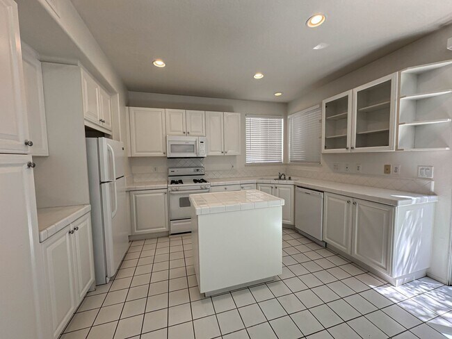 Building Photo - Charming 4-Bedroom Home with a Private Pat...