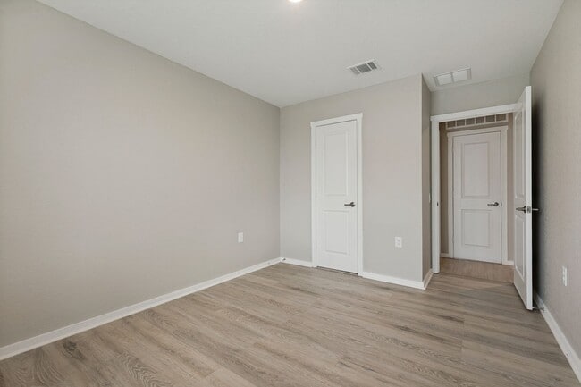 Building Photo - 11838 Flying Aces Rd