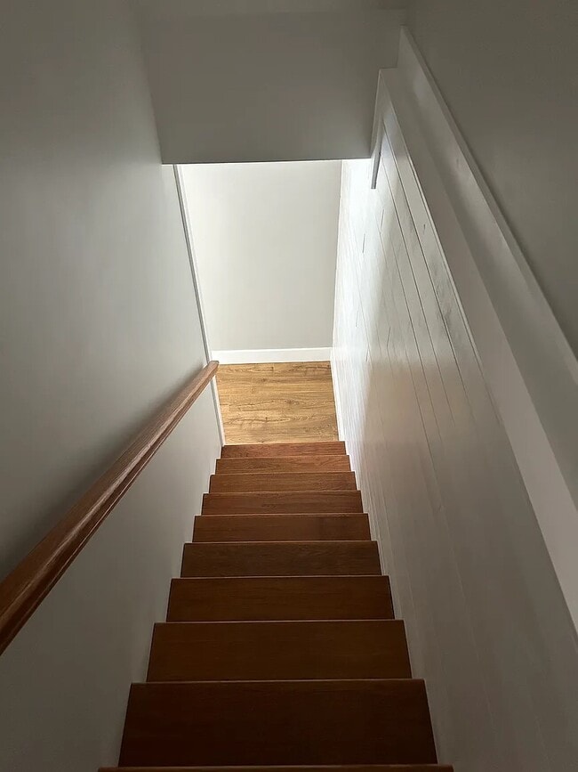 Building Photo - 144 Auttie Cir