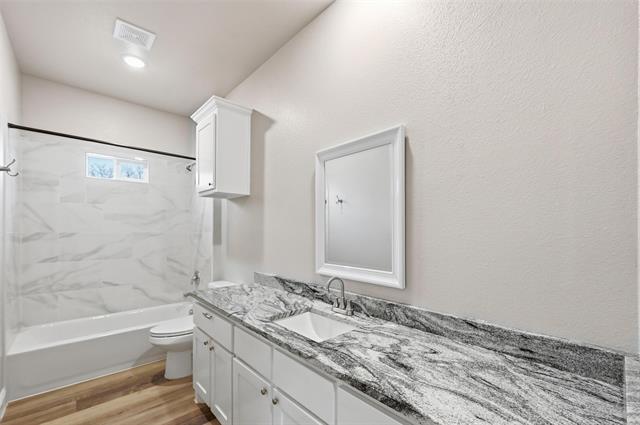 Building Photo - 2406 Beecha St