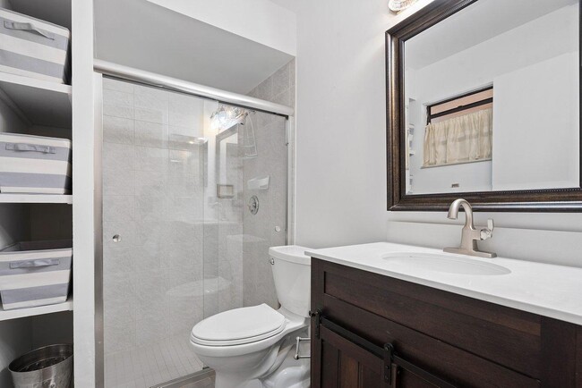 Building Photo - 1367 Riverside Cir