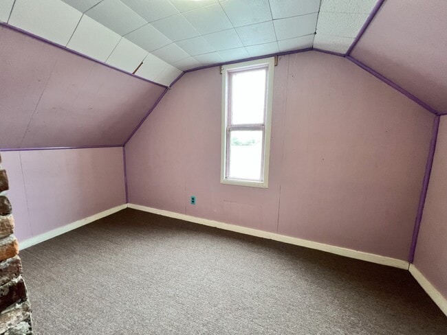 Building Photo - 13738 Myers Ln S