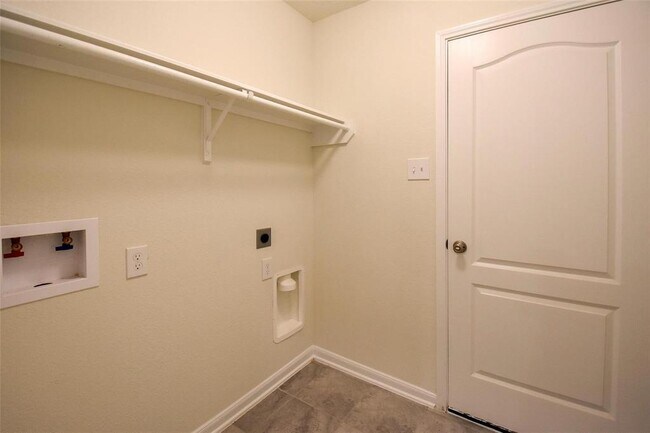 Building Photo - 11663 Rosewood Forest Ct