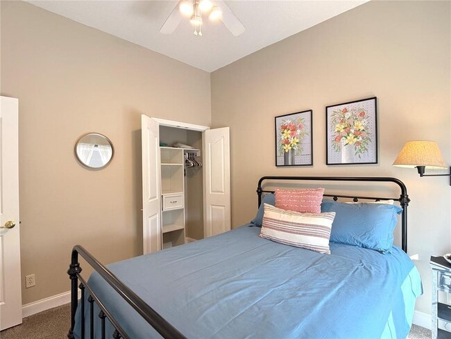 Building Photo - 104 Vista Loop