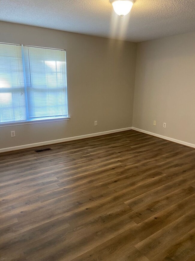 Building Photo - New For Rent in Grayson Valley!