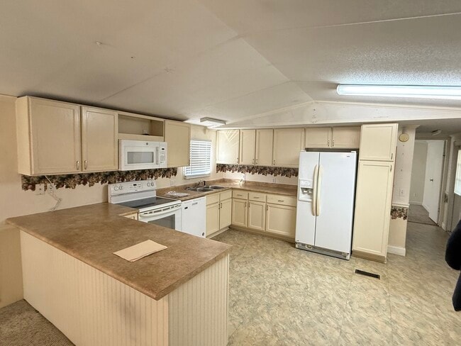 Building Photo - Fleetwood Lot 2 Covington