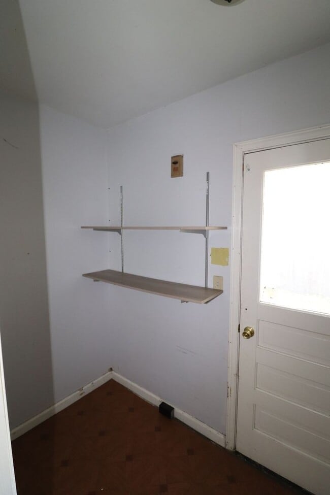 Building Photo - Updated Home for Rent