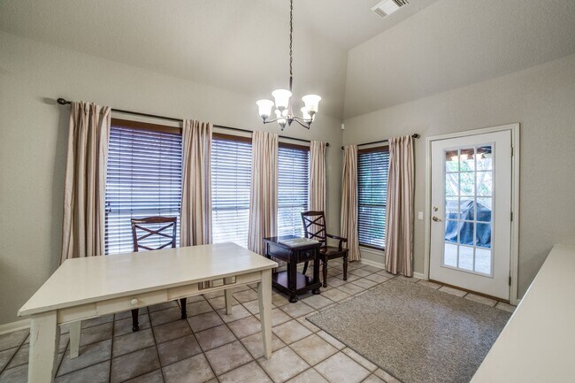 Building Photo - BEAUTIFUL SINGLE-STORY 3-BEDROOM HOME IN S...