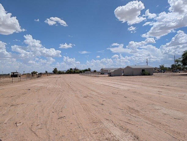 Building Photo - 50559 W Esch Trail