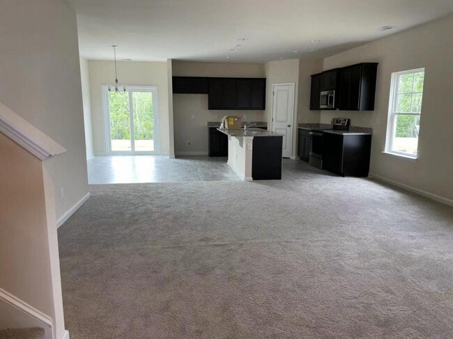 Building Photo - 248 Hampton Park Cir