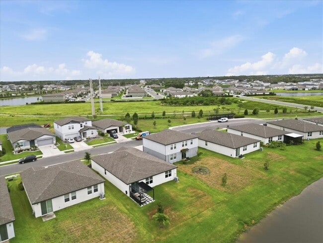Building Photo - 10119 Daybreak Glen