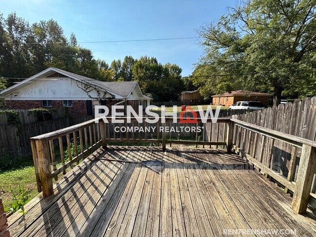 Building Photo - 9289 Grove Manor Dr