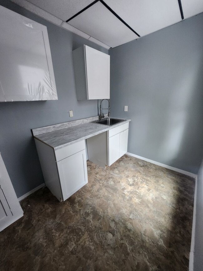 Building Photo - Townhouse style 1 bedroom unit