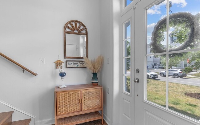 Building Photo - A MUST SEE!! 2-Bedroom Townhome In The Tern! Attached Garage - 400 Yards From Beaches - Dog Frien...