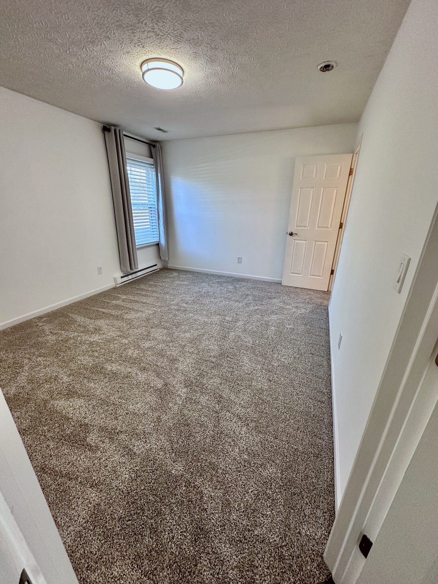 Room #2 Upstairs - 11 Fountain Dr