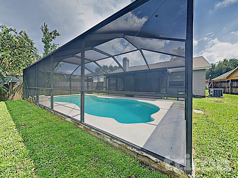 Building Photo - 4703 N Dawnmeadow Ct