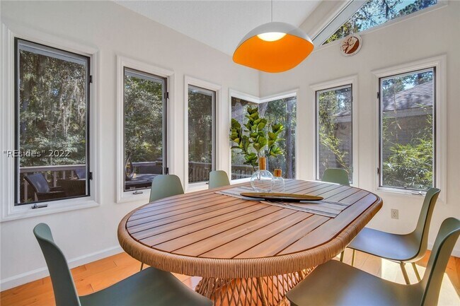 Building Photo - 66 Shell Ring Rd