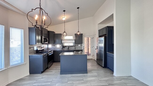 Building Photo - 12821 Rock Cliff Ave