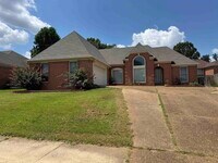 Building Photo - 783 N Ericson Rd