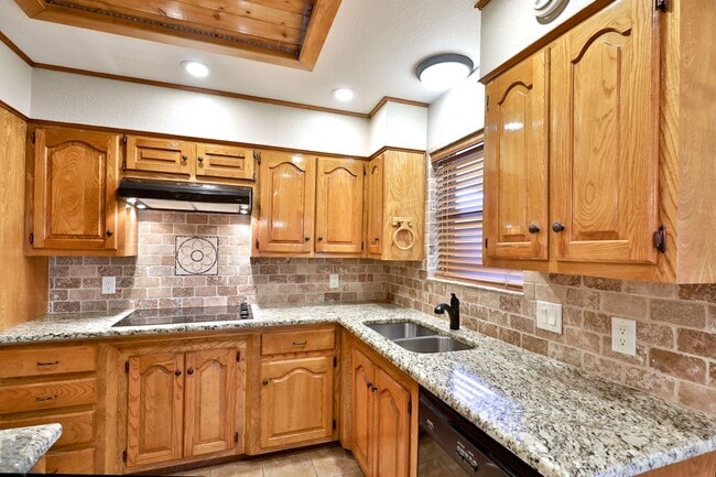 Building Photo - Cul-de-Sac 3/2/2; Ward, Madison, Cooper schools