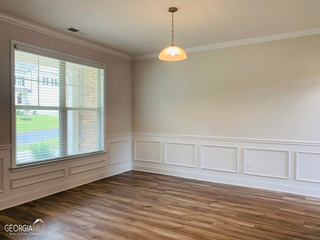 Building Photo - 7660 Tiberon Pkwy