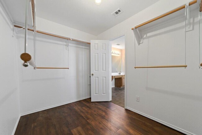 Building Photo - 7836 Highpoint Ridge