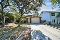 Building Photo - Cozy 3-Bed, 2-Bath with Fireplace in Prime NW Location - Realtor Commission: $500