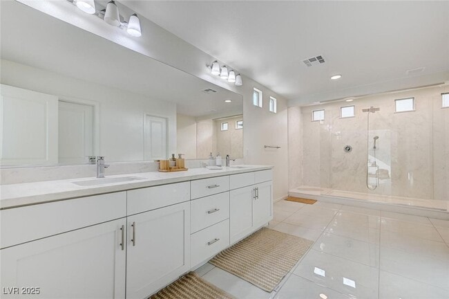 Building Photo - 6723 Tangled Vines Ave